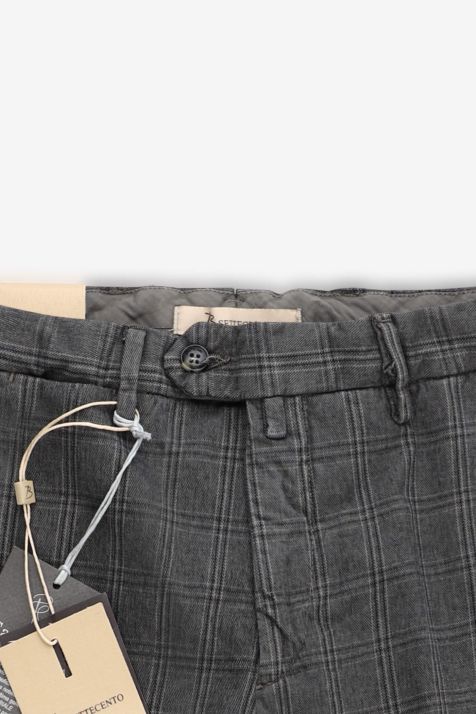Pantalone Uomo B-Settecento Chino Slim Quadri 97% cotone 3% elastan