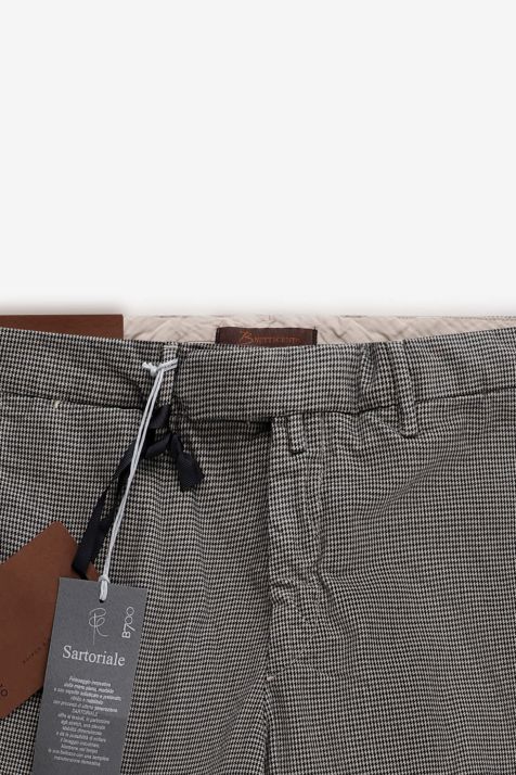 Pantalone Uomo B-Settecento Chino Slim Tinta unita 97% cotone 3% elastan