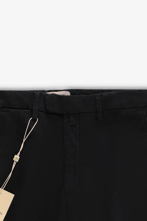 Pantalone Uomo B-Settecento Chino Slim Tinta unita 97% cotone 3% elastan