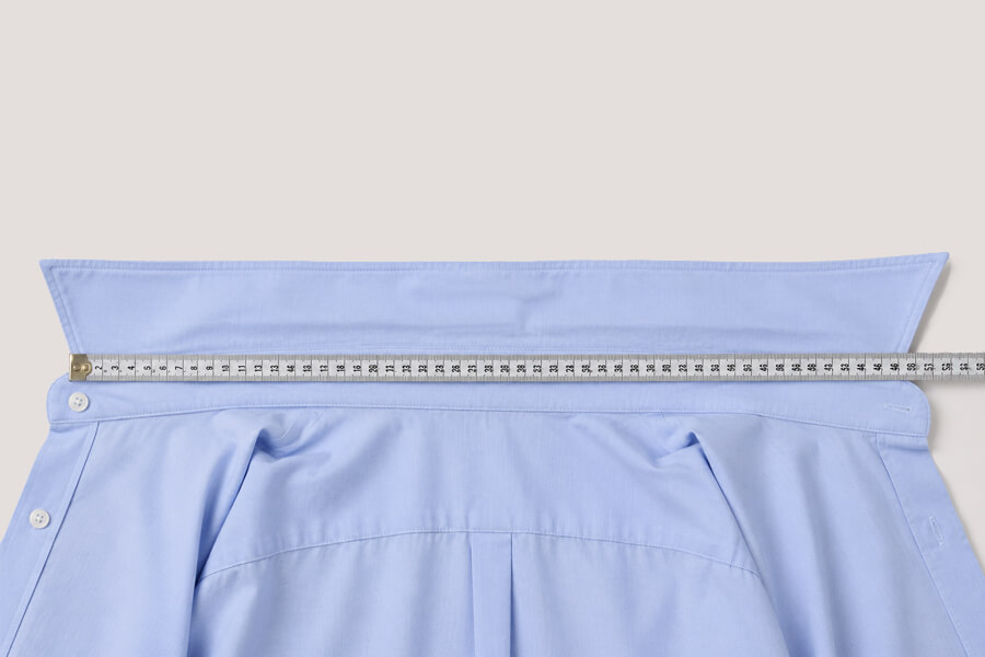 Come misurare il collo di una camicia da uomo